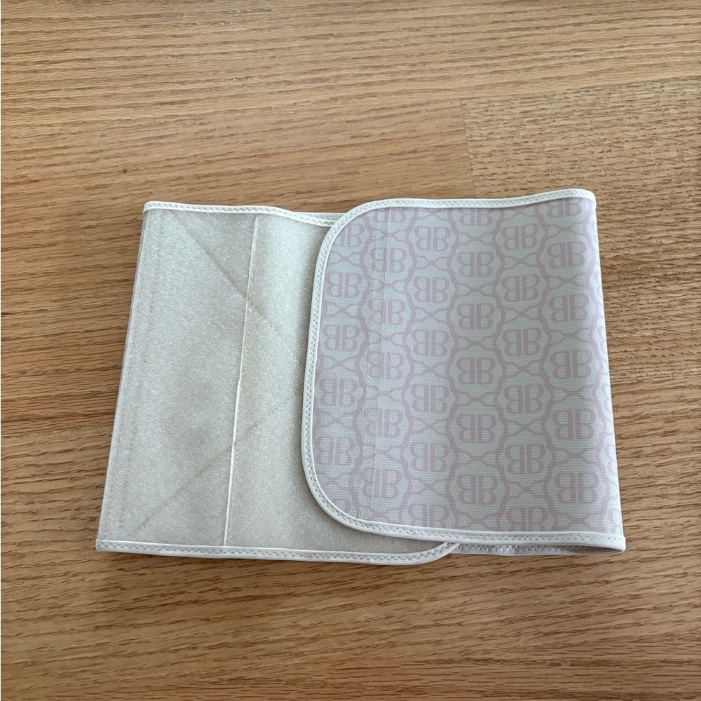 Belly bandit compression band